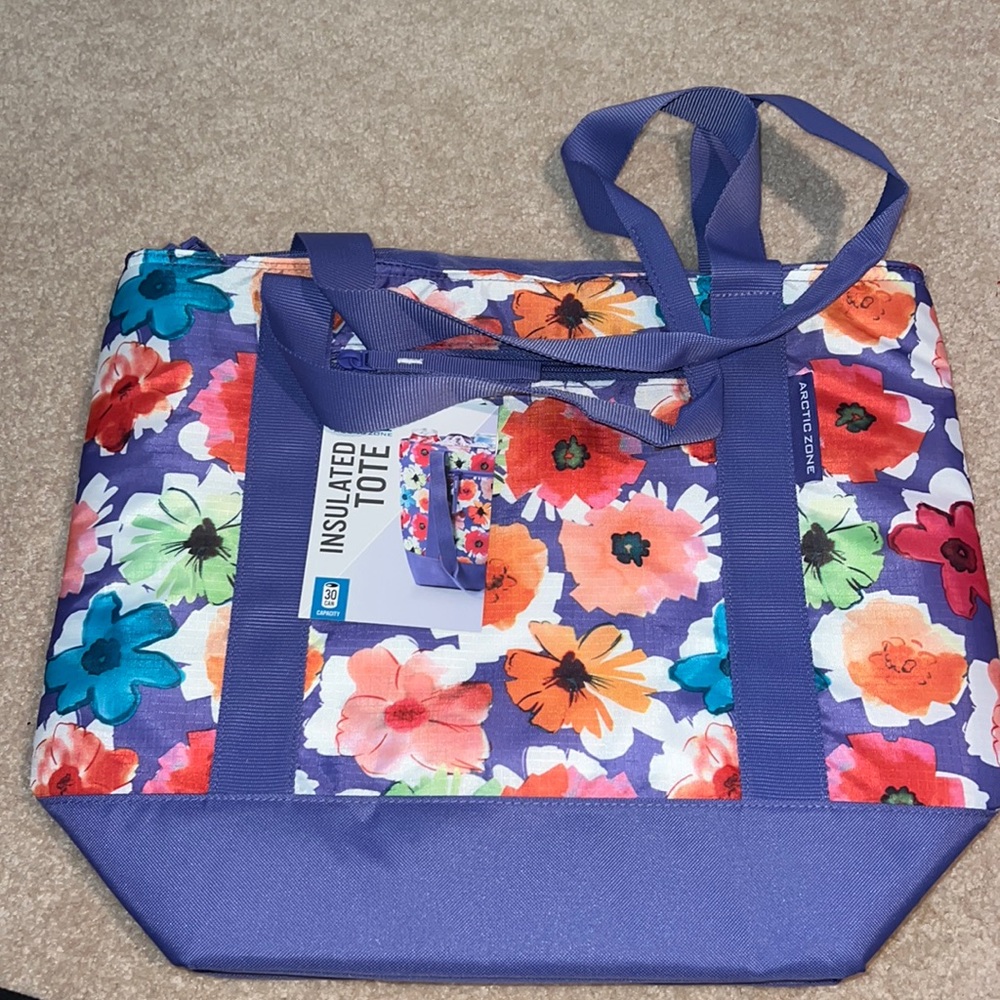 NWT Arctic Zone 30 Can Purple Floral Insulated Tote